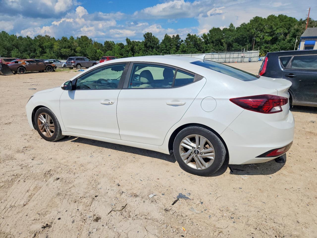 2020 Hyundai Elantra Value Edition - Image 2