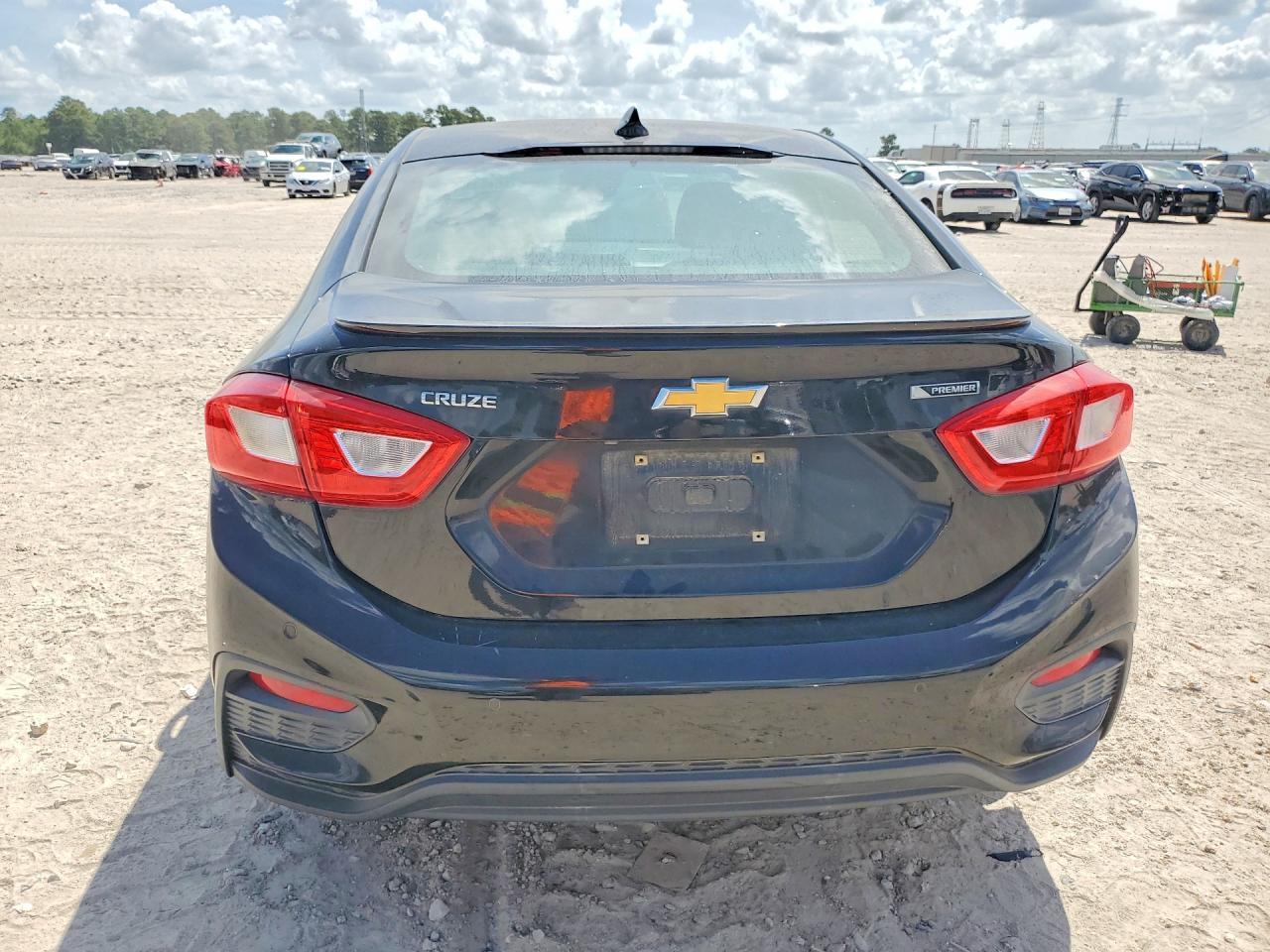 2016 Chevrolet Cruze Premier - Фото 6