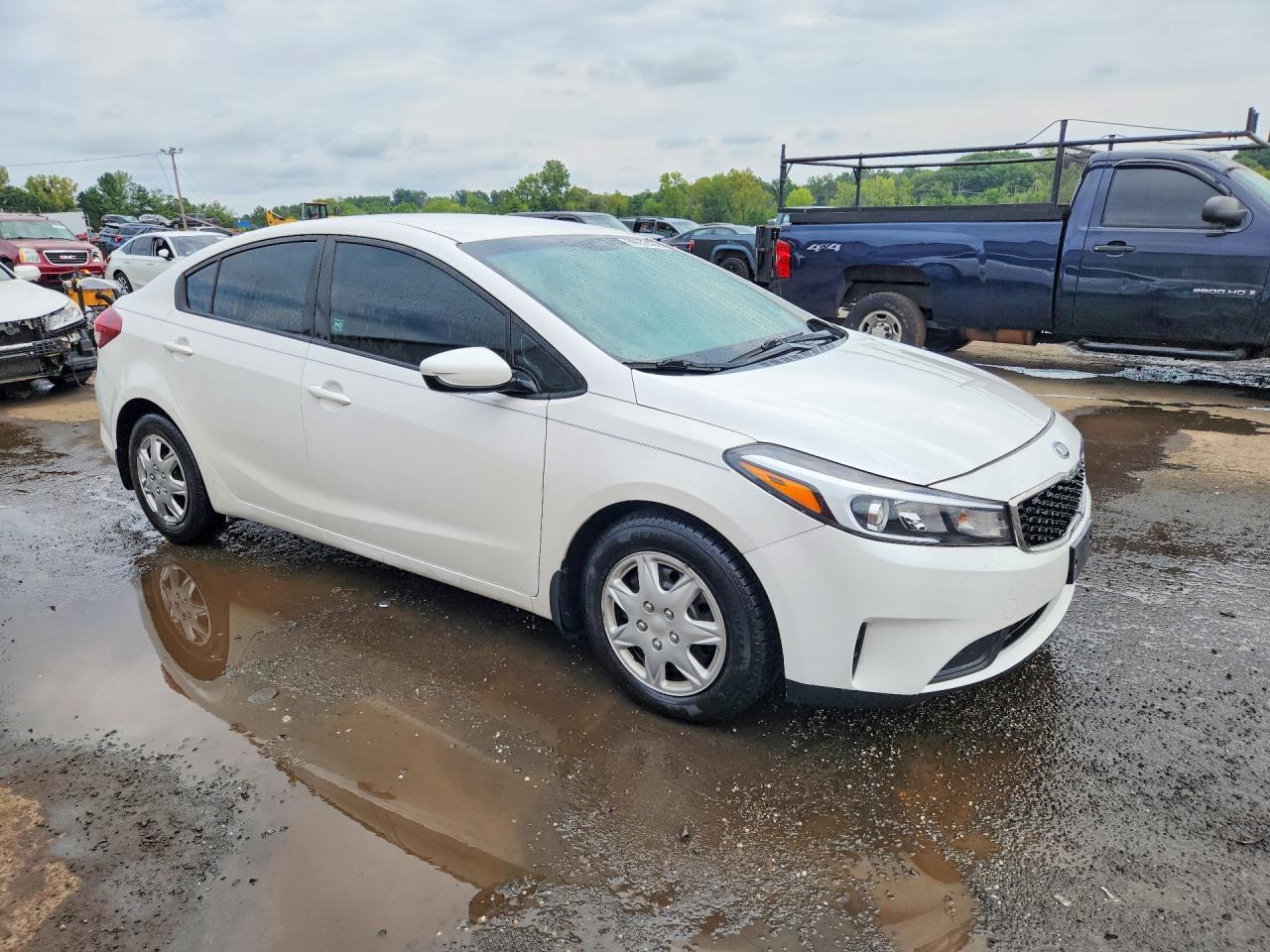 2017 Kia Forte Lx - Image 4