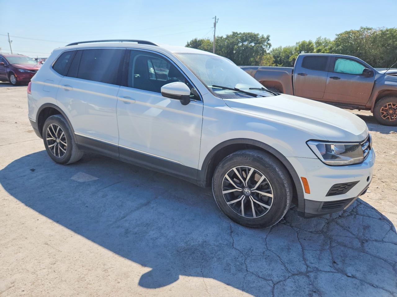 2018 Volkswagen Tiguan Se - Фото 4