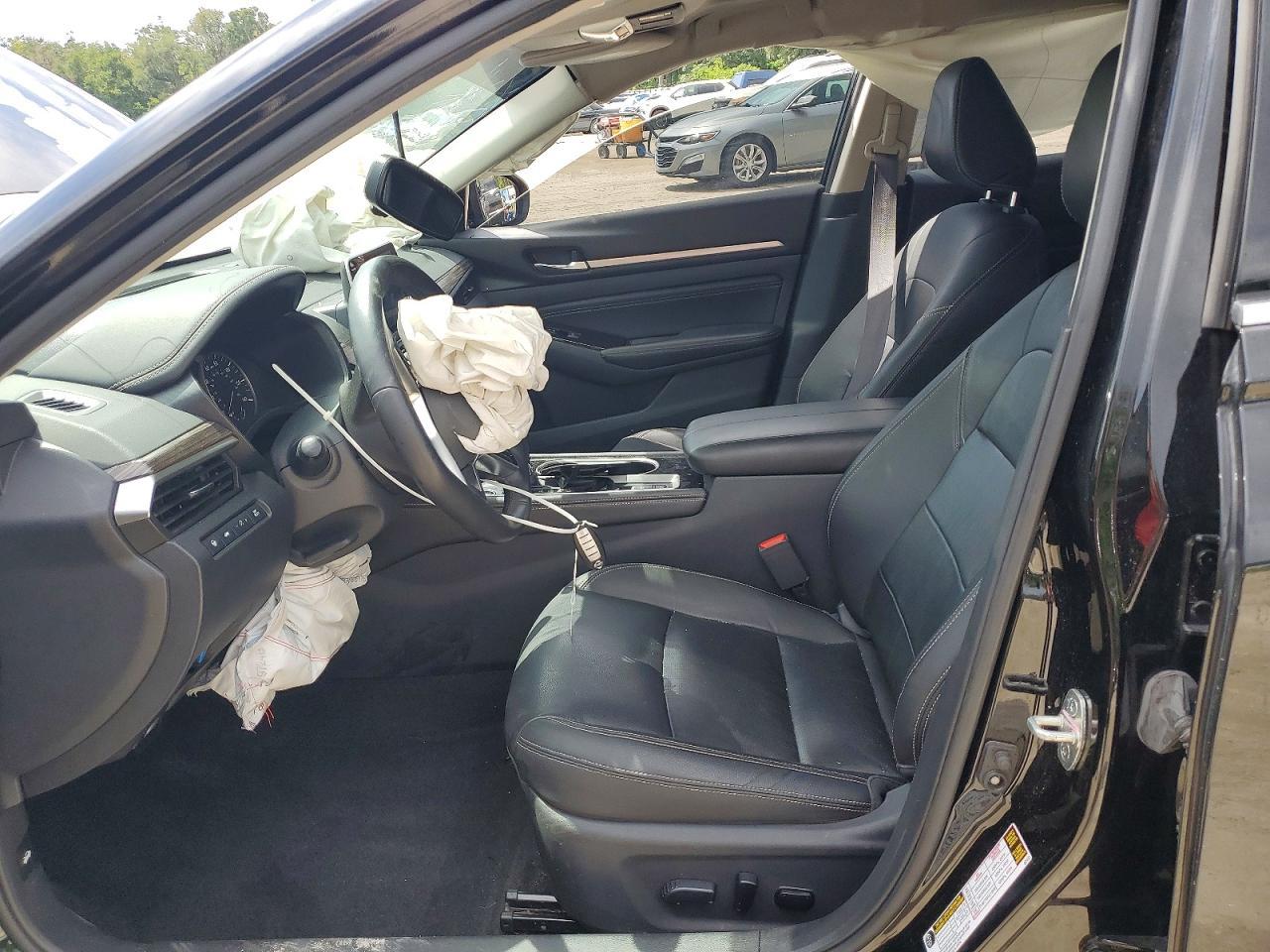 2020 Nissan Altima Platinum - Image 7