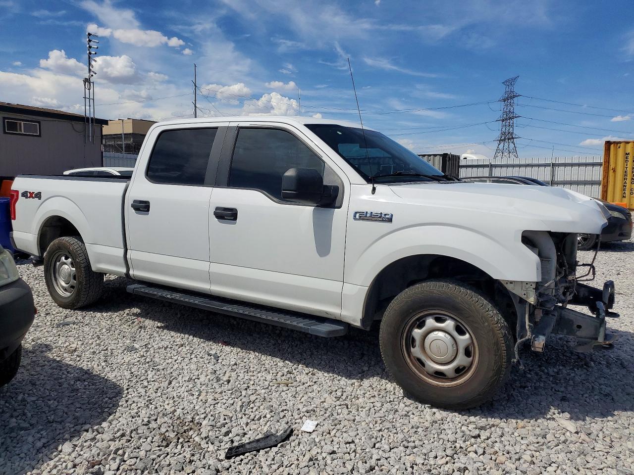 2017 Ford F150 Supercrew - Фото 4