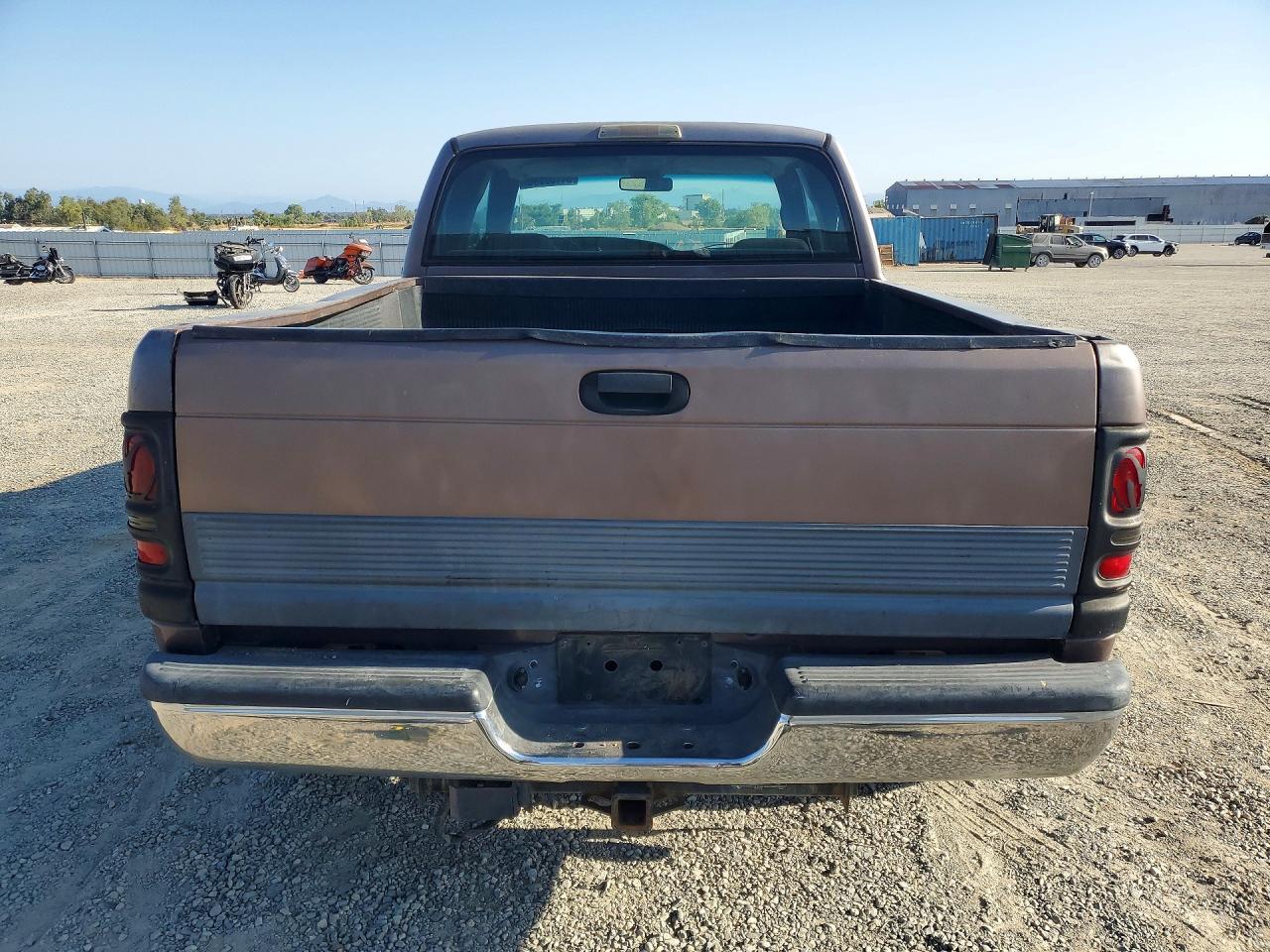 2001 Dodge Ram 1500 - Фото 6