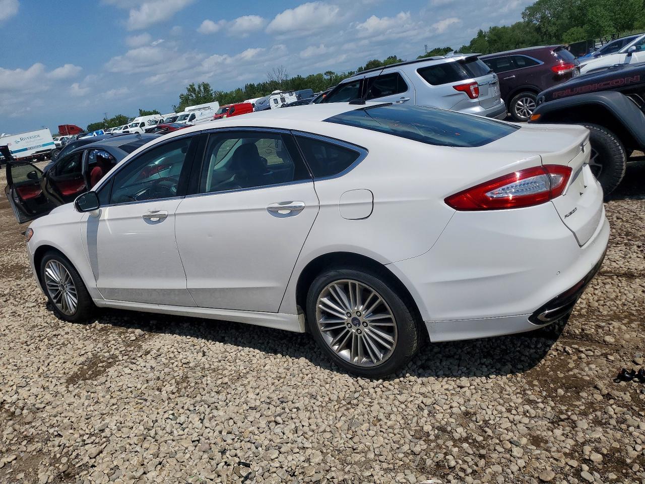 2016 Ford Fusion Se - Фото 2