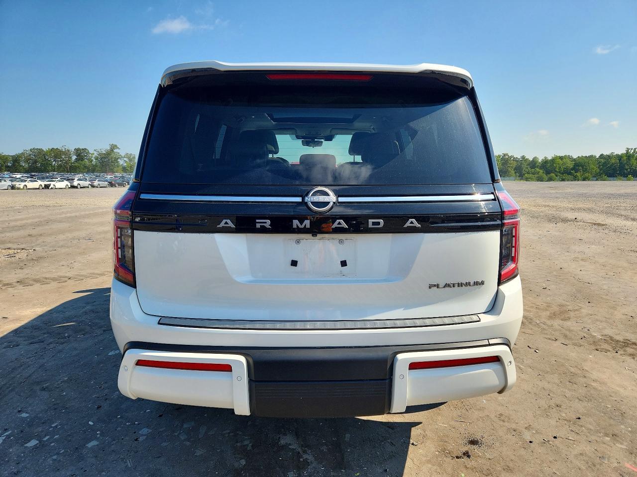2026 Nissan Armada Platinum - Image 6