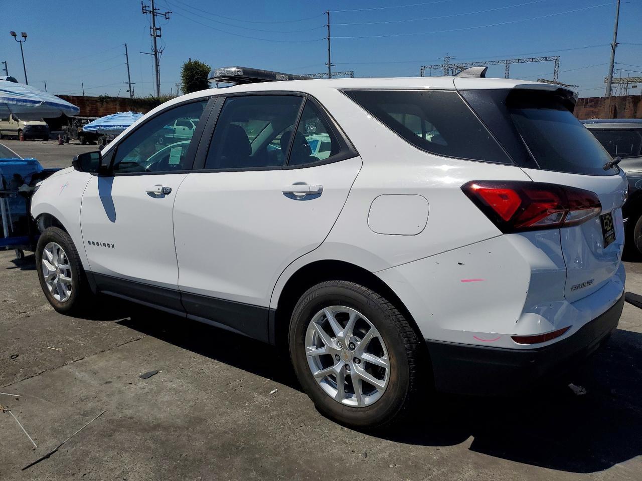 2024 Chevrolet Equinox Ls - Image 2