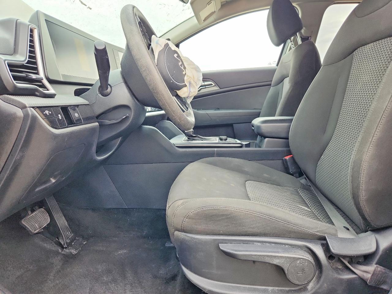 2024 Kia Sportage Lx - Image 7