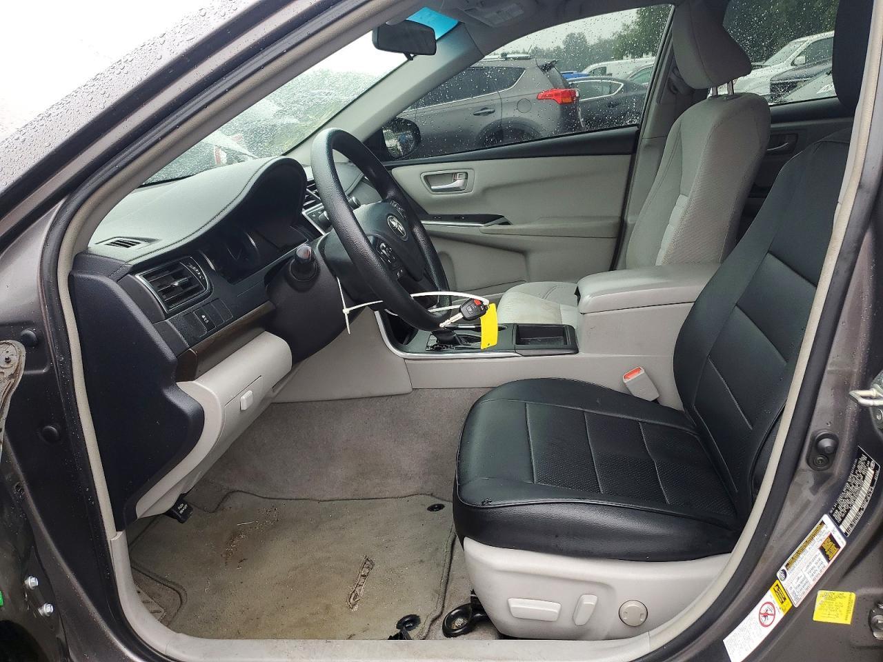 2017 Toyota Camry Le - Фото 7