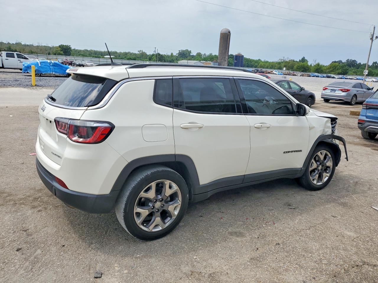 2020 Jeep Compass Limited - Фото 3