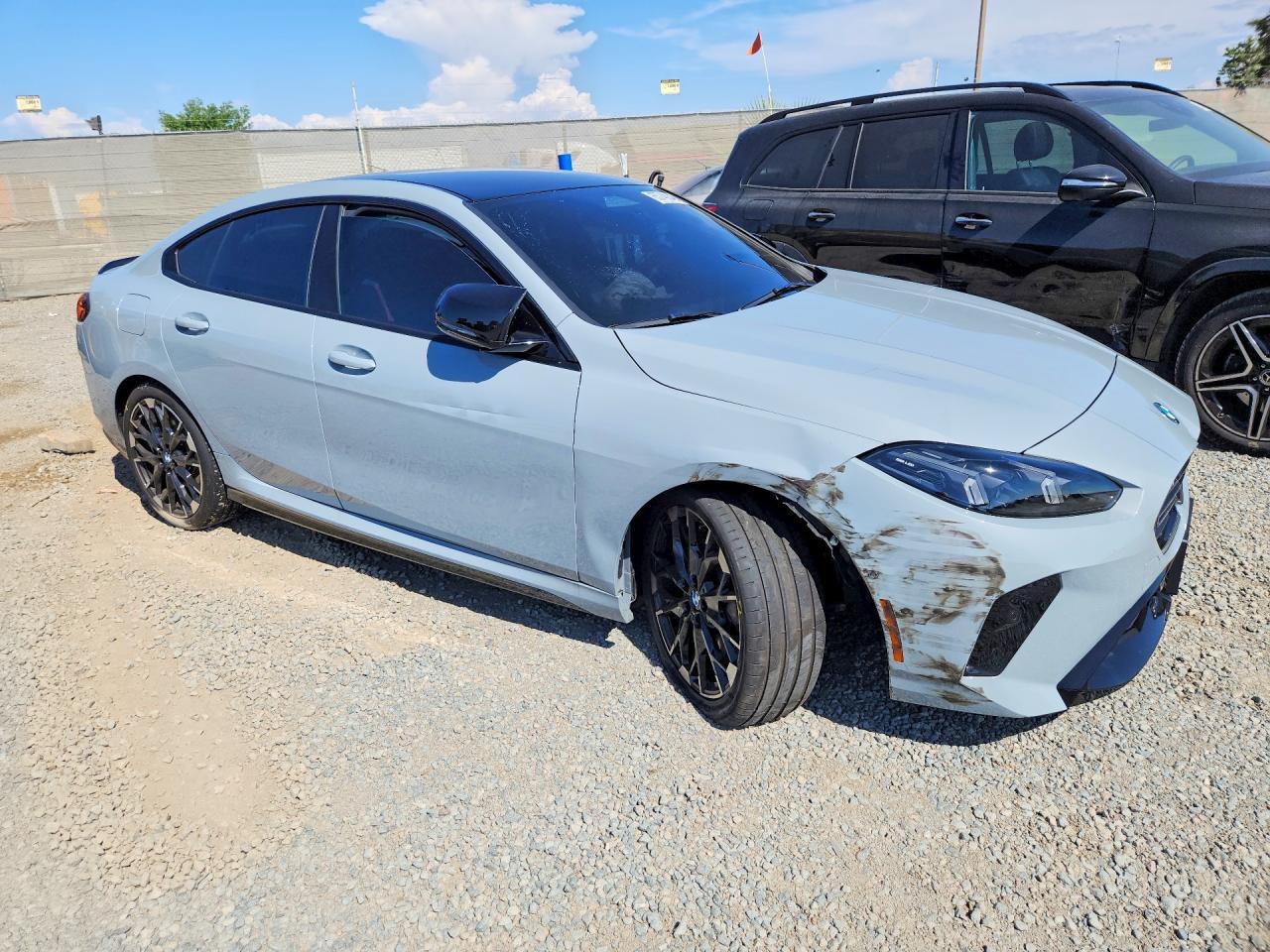 2026 BMW M235Xi - Фото 4