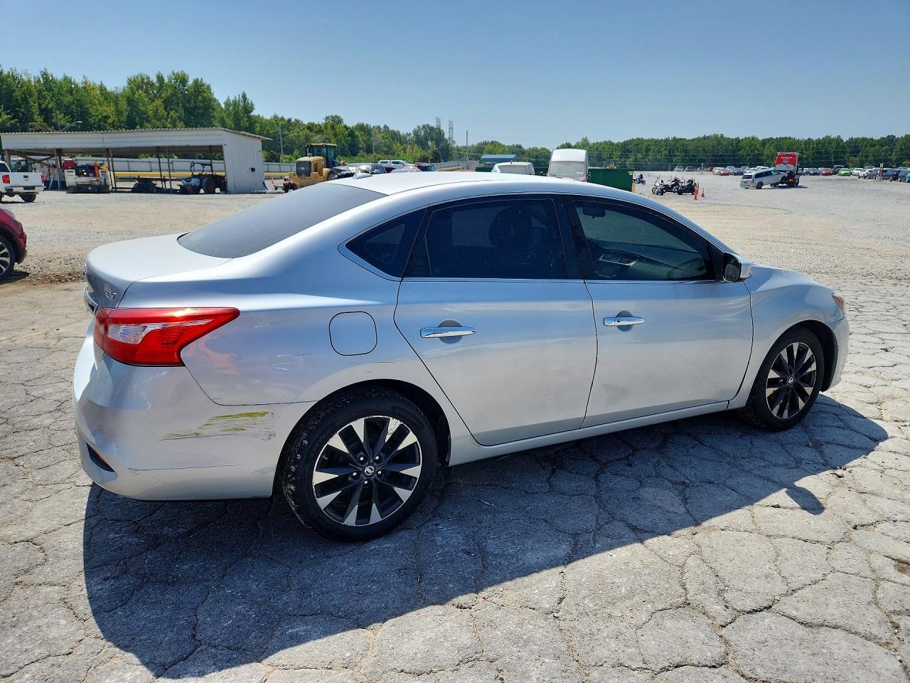 2016 Nissan Sentra Sv - Фото 3