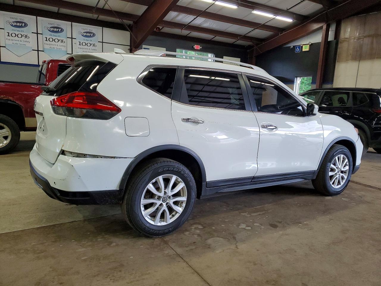 2020 Nissan Rogue Sv - Фото 3