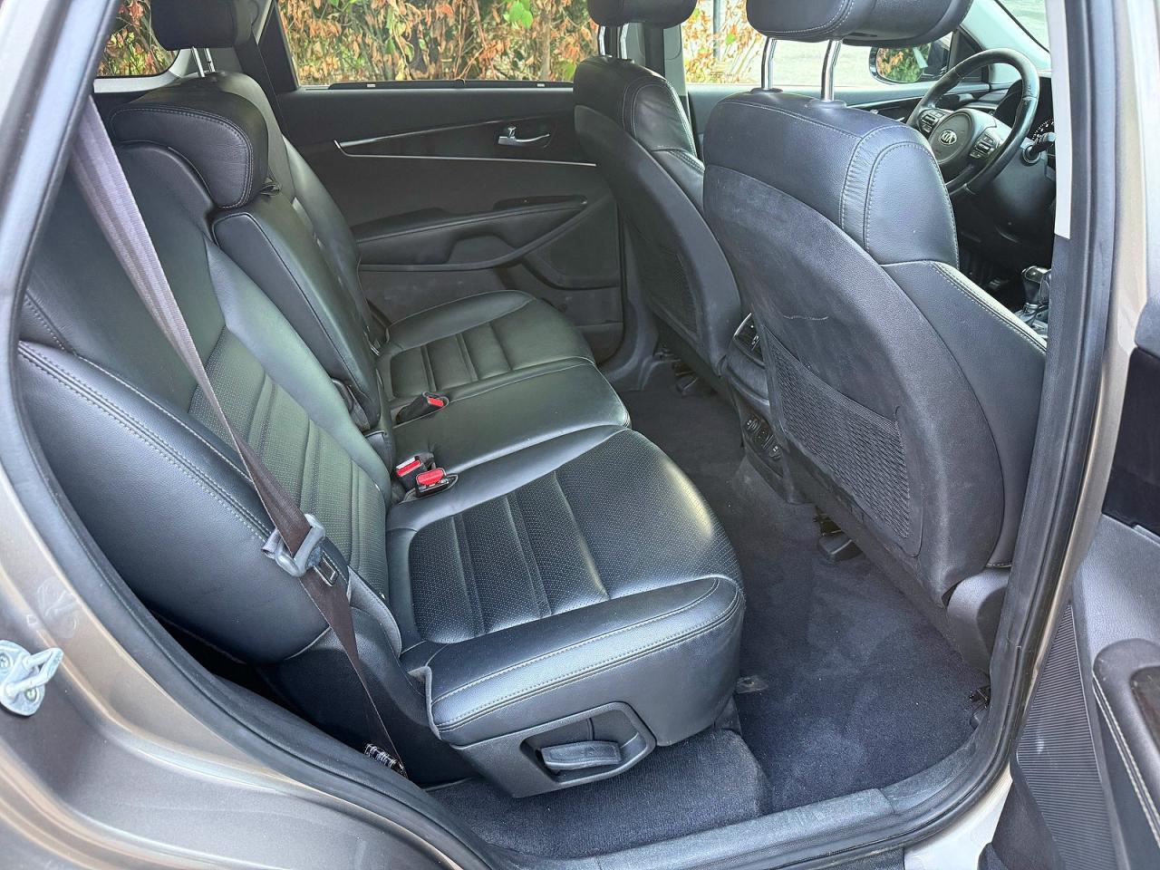 2016 Kia Sorento Ex - Image 6