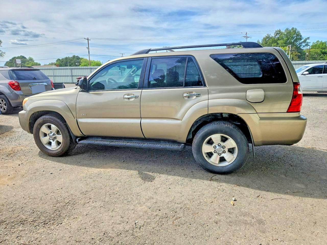 2007 Toyota 4Runner Sr5 - Фото 3