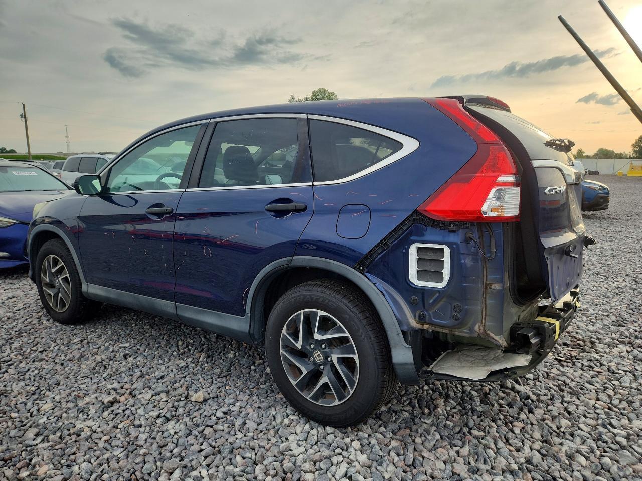 2016 Honda Cr-V Se - Image 2