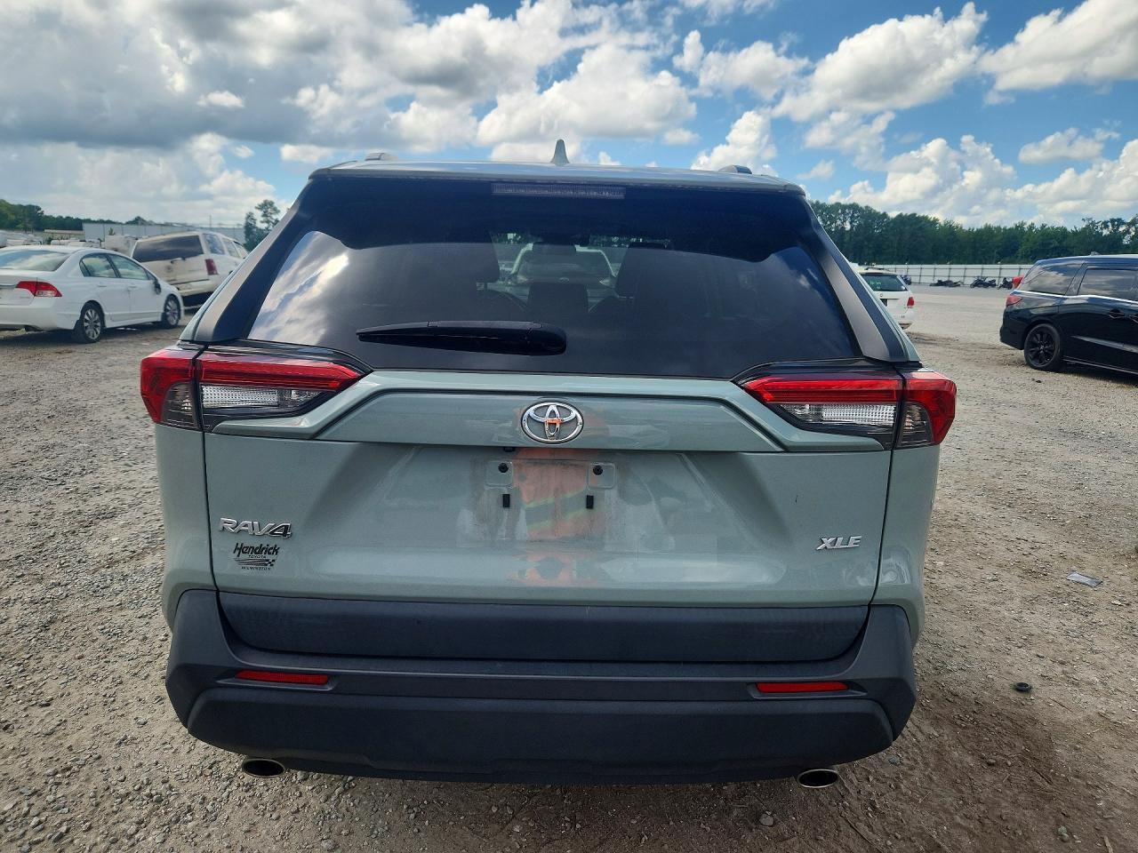 2023 Toyota Rav4 Xle Premium - Фото 6