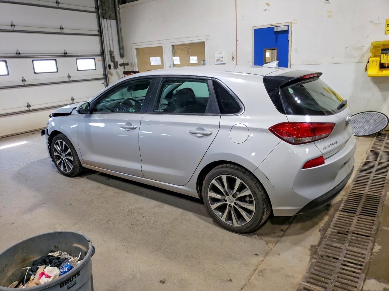 2018 Hyundai Elantra Gt Base - Фото 2
