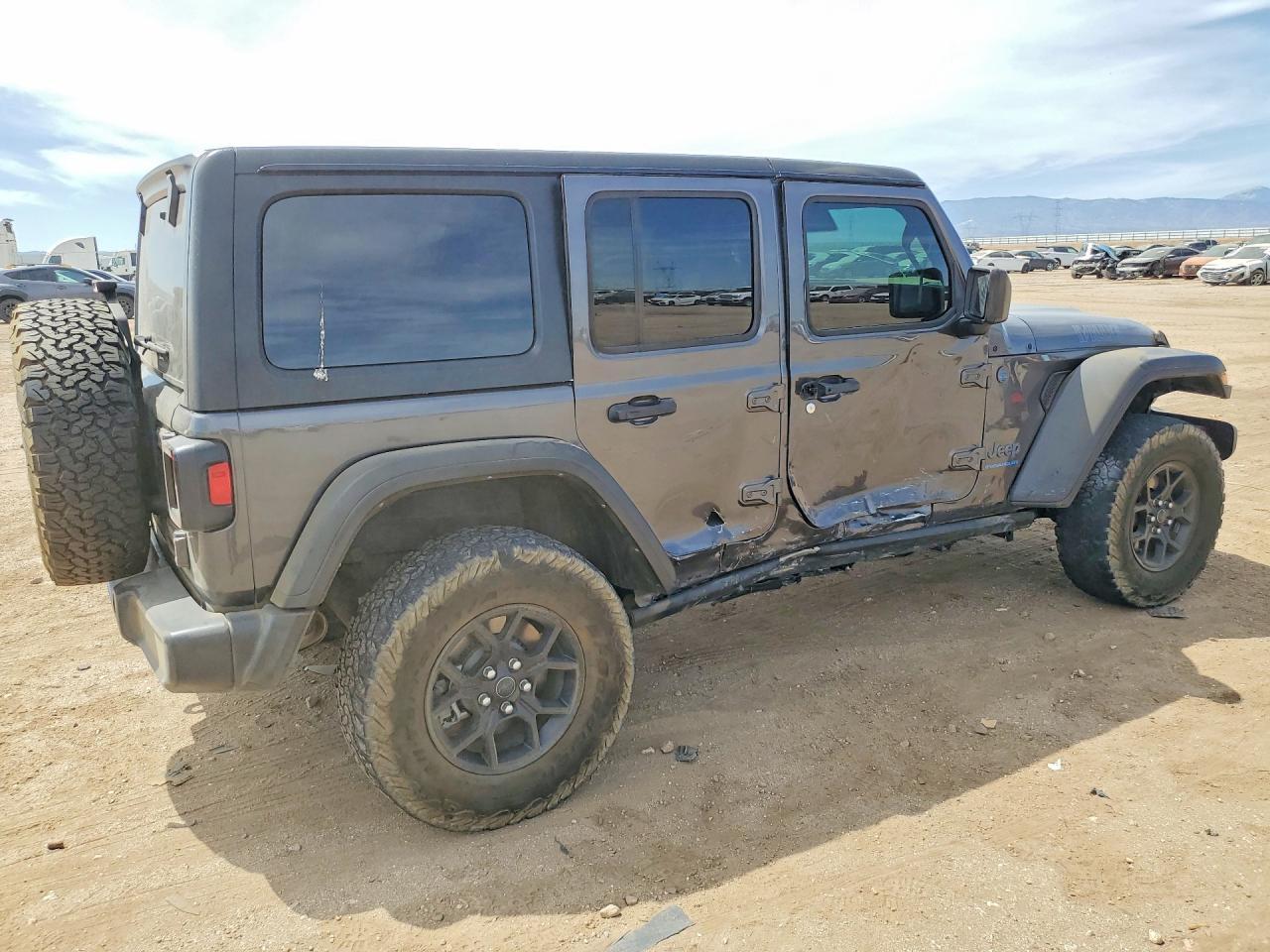 2024 Jeep Wrangler 4Xe - Image 3