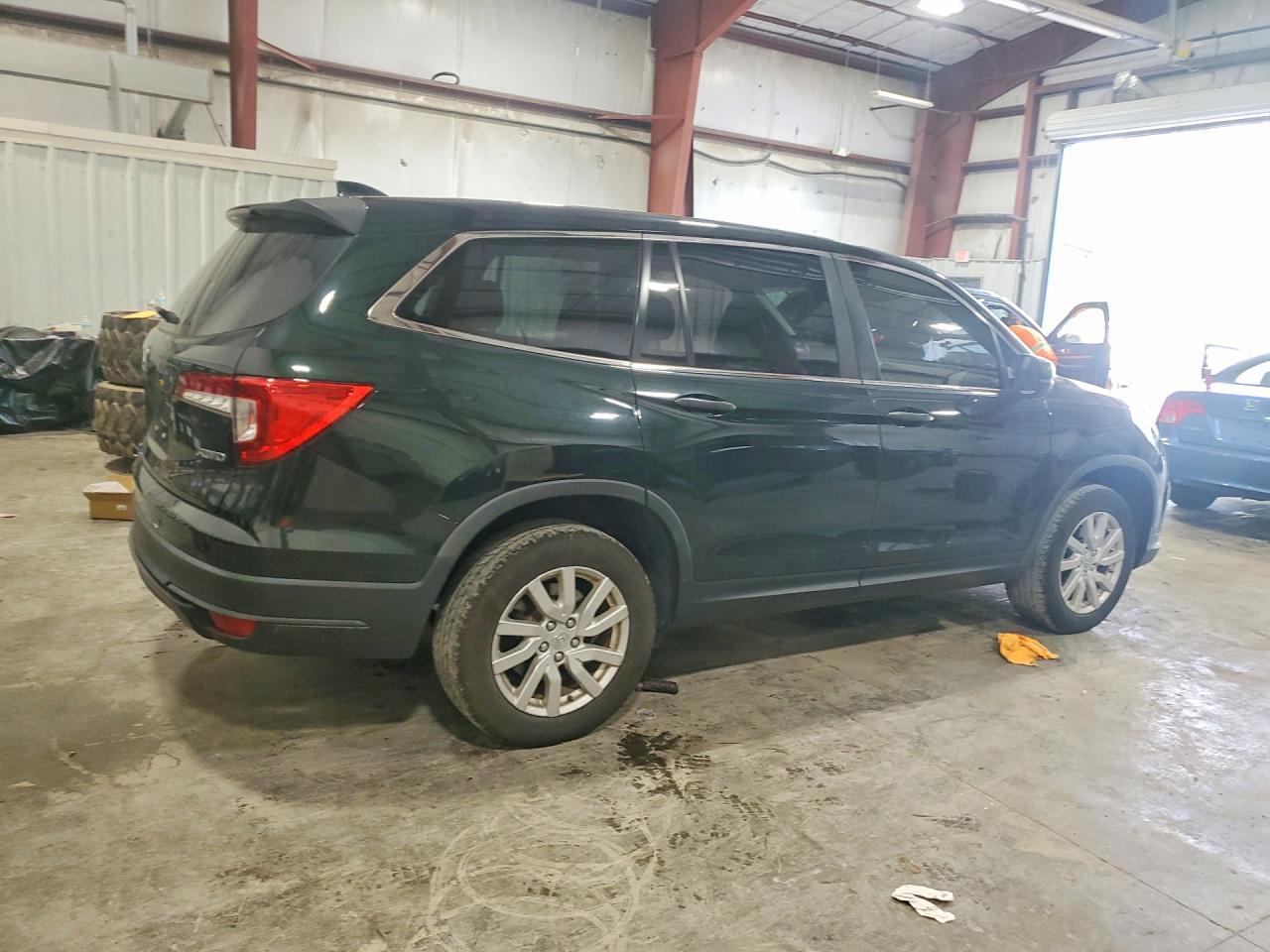 2019 Honda Pilot Lx - Image 3