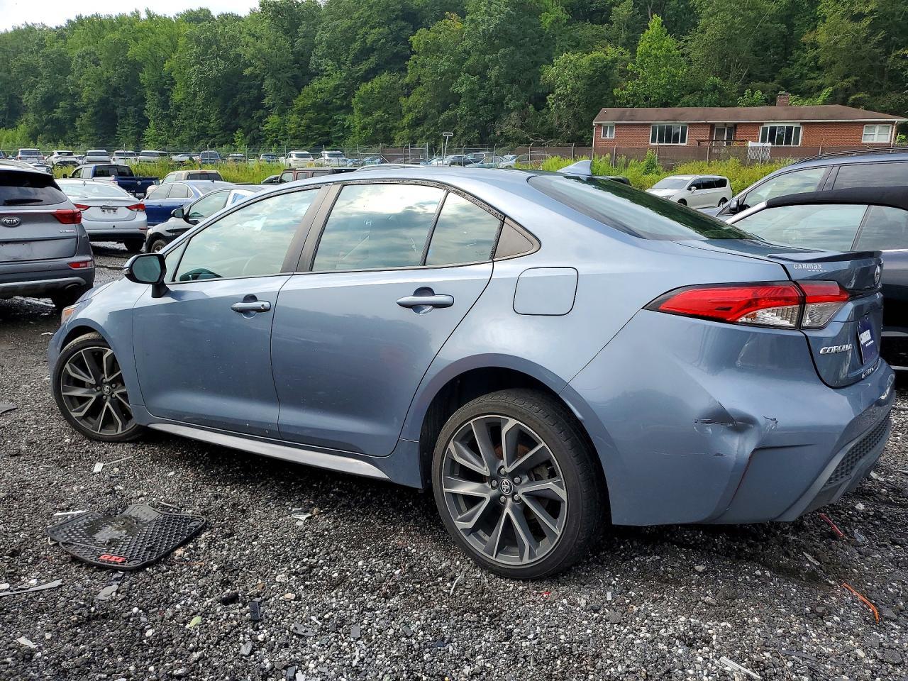2022 Toyota Corolla Se - Image 2