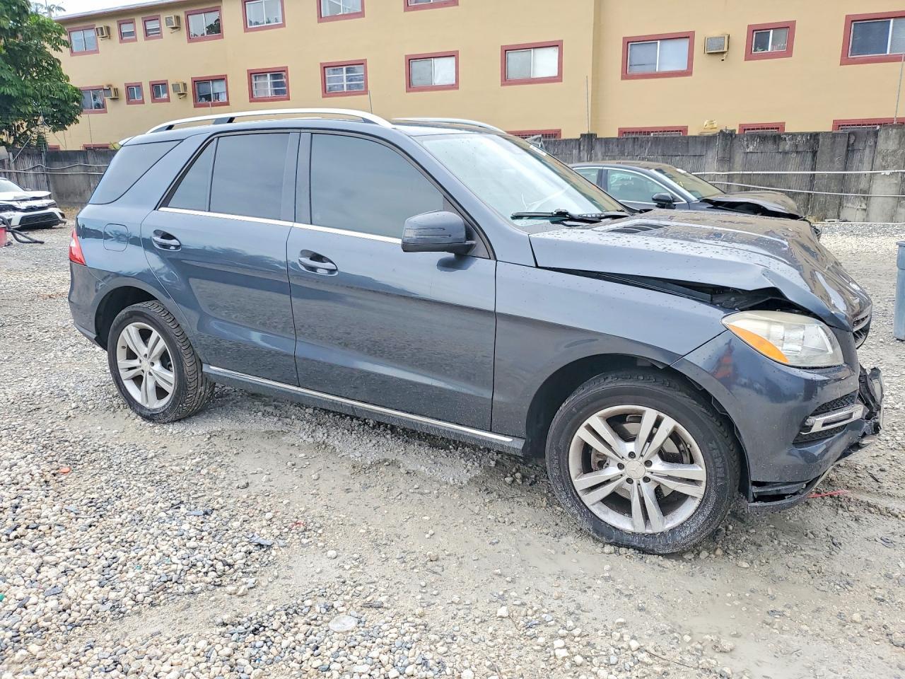 2015 Mercedes-Benz Ml 350 4Matic - Фото 4