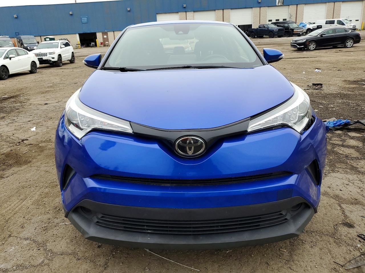 2019 Toyota C-Hr Xle - Фото 5