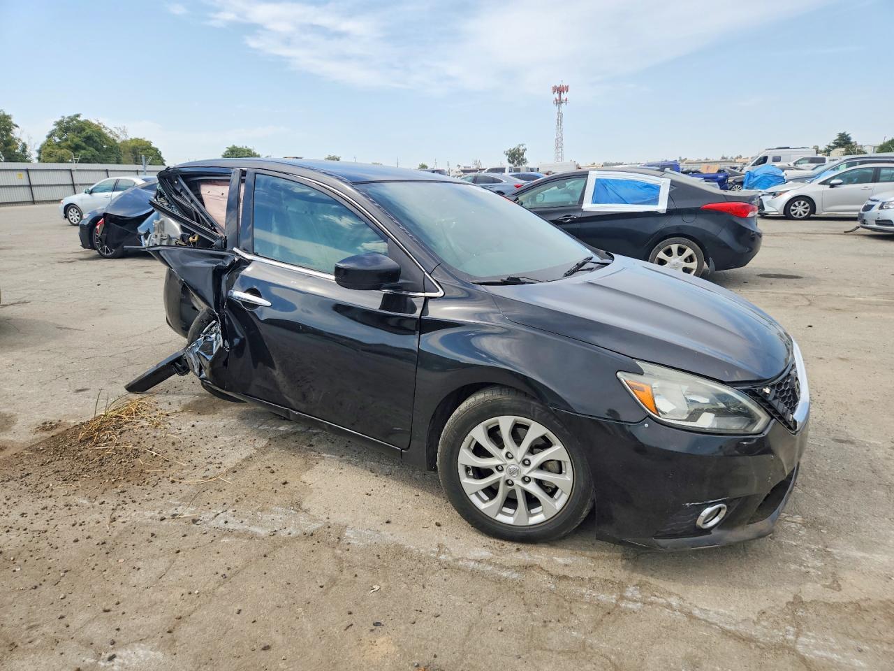 2017 Nissan Sentra S - Фото 4
