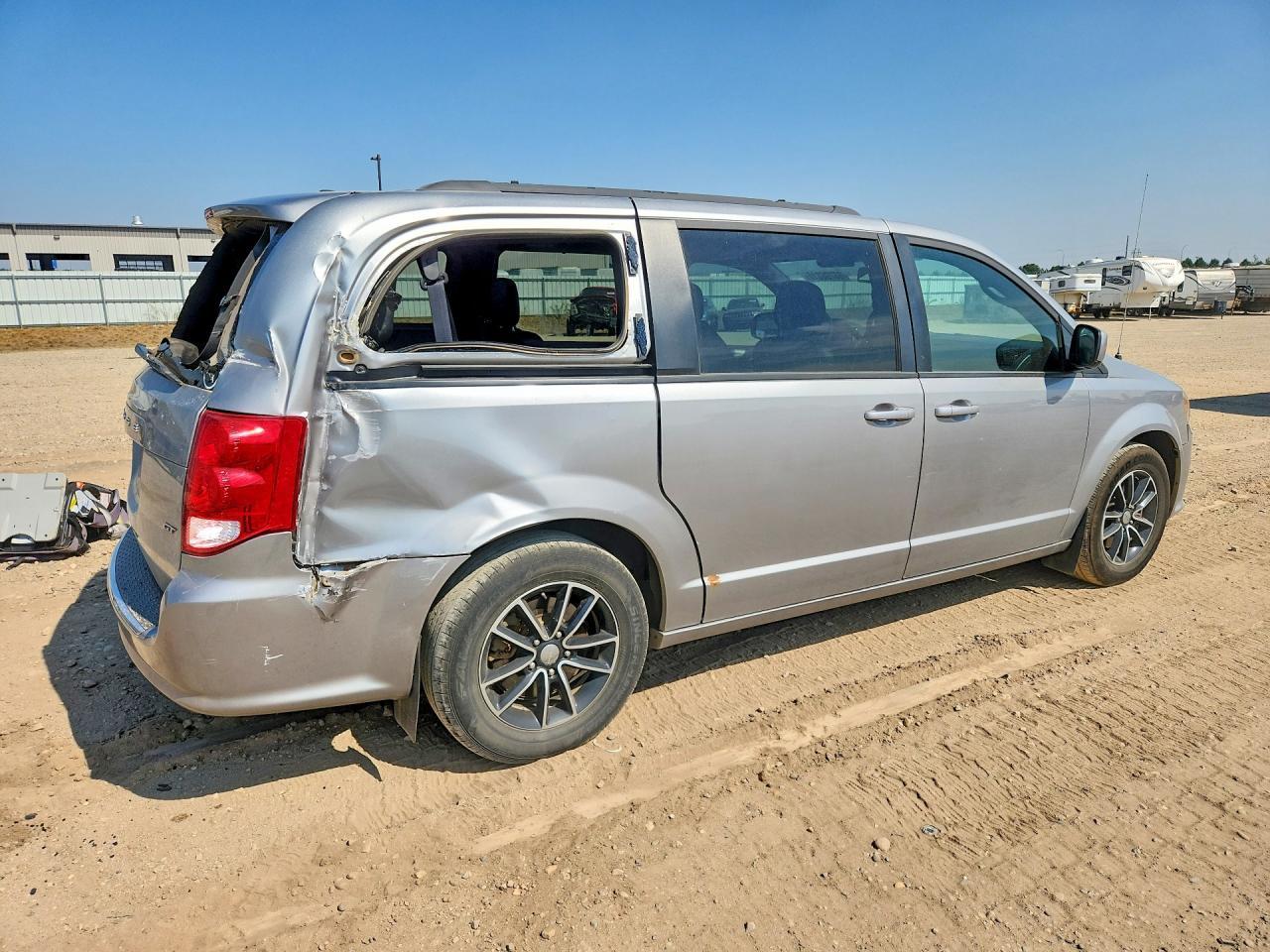 2019 Dodge Grand Caravan Gt - Фото 3