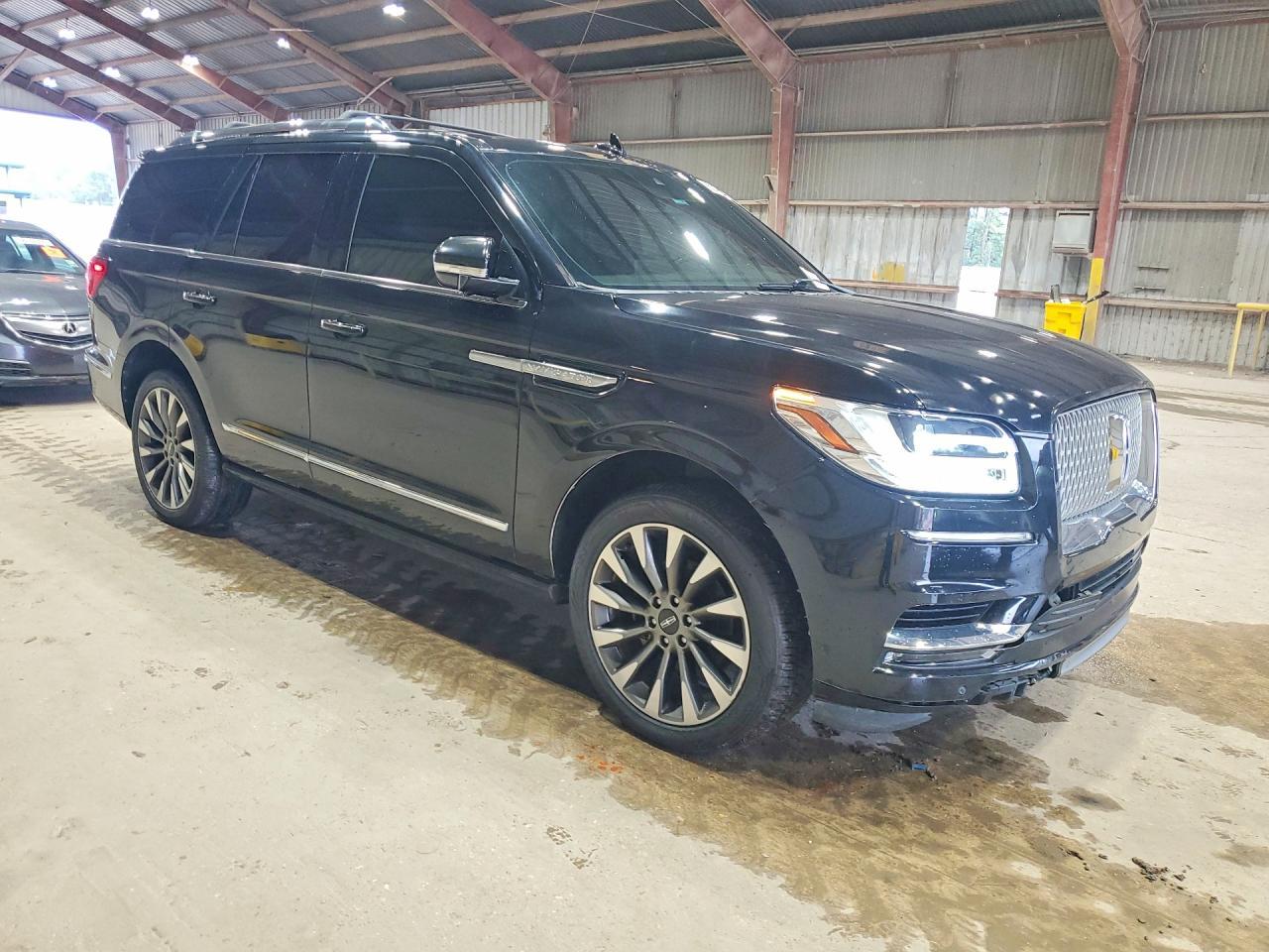 2021 Lincoln Navigator Reserve - Фото 4