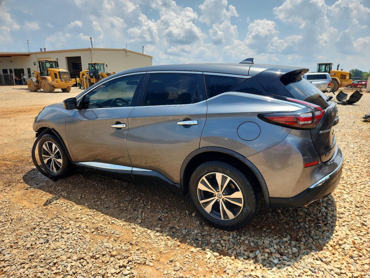 2019 Nissan Murano S - Image 2