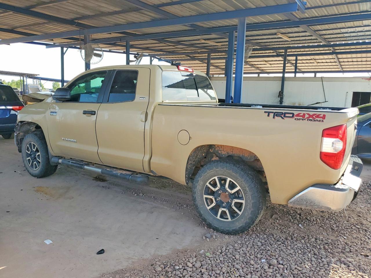 2020 Toyota Tundra Sr5 - Фото 2