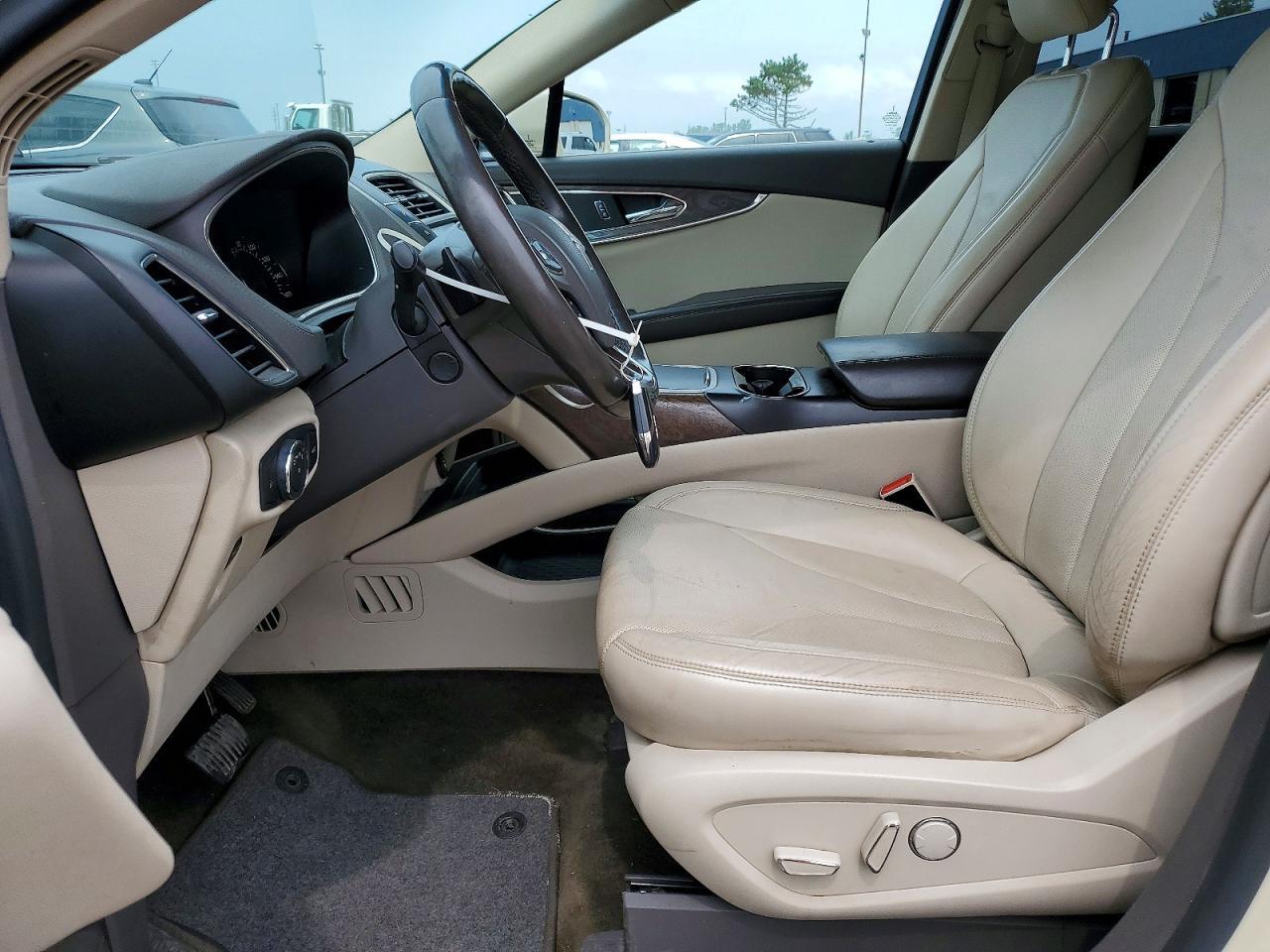 2016 Lincoln Mkx Reserve - Image 7