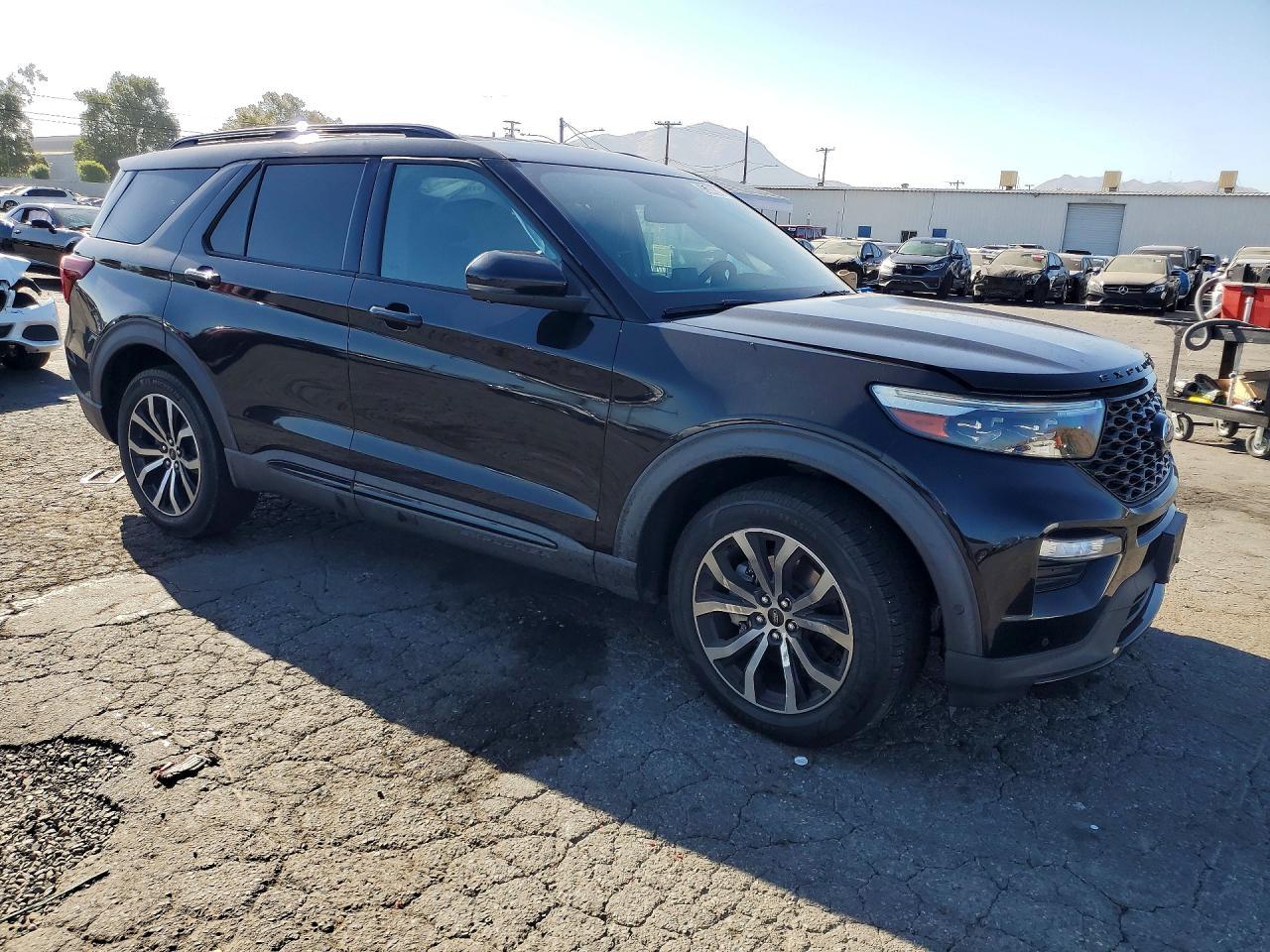 2020 Ford Explorer St - Image 4