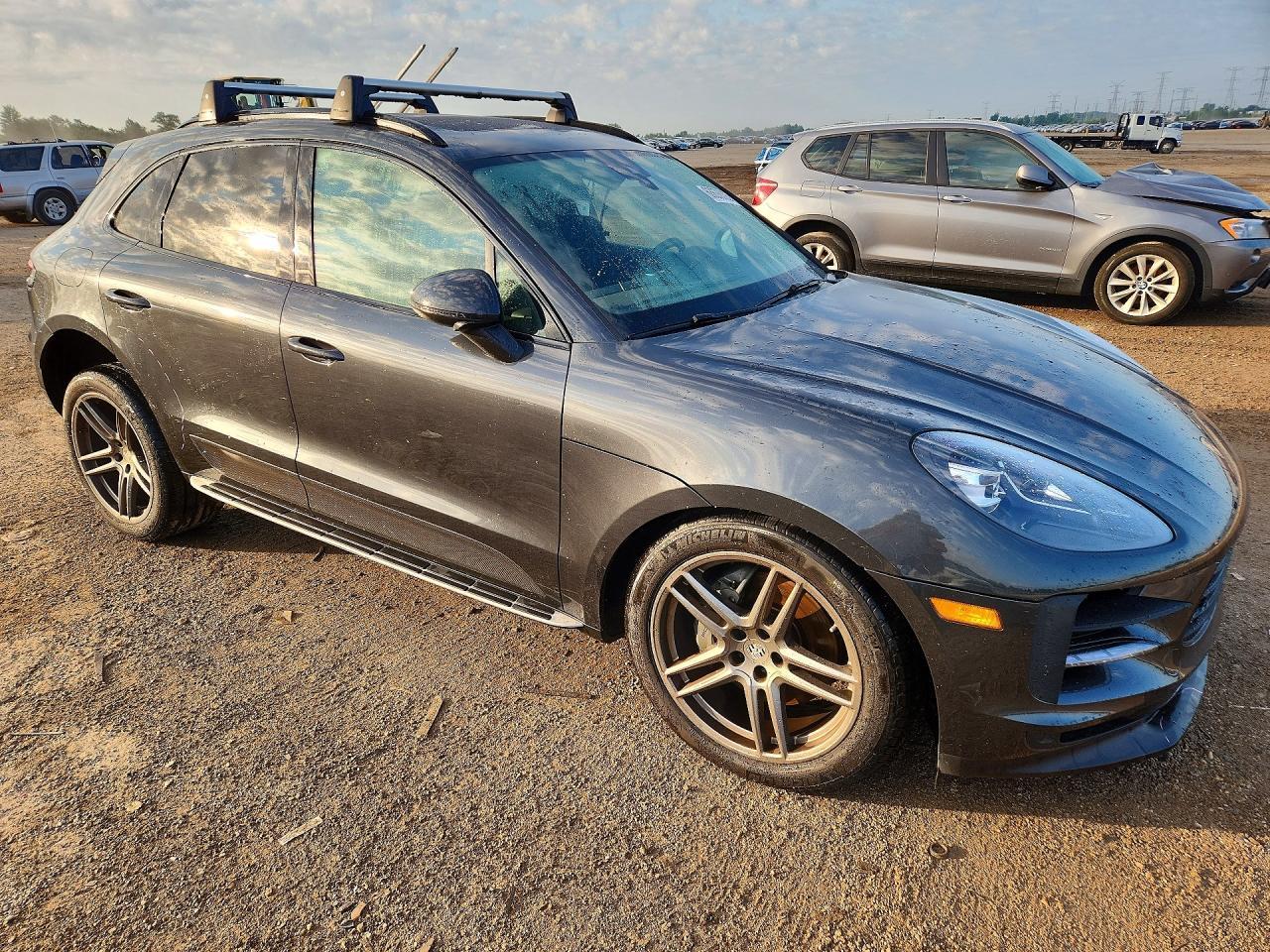 2019 Porsche Macan S - Image 4