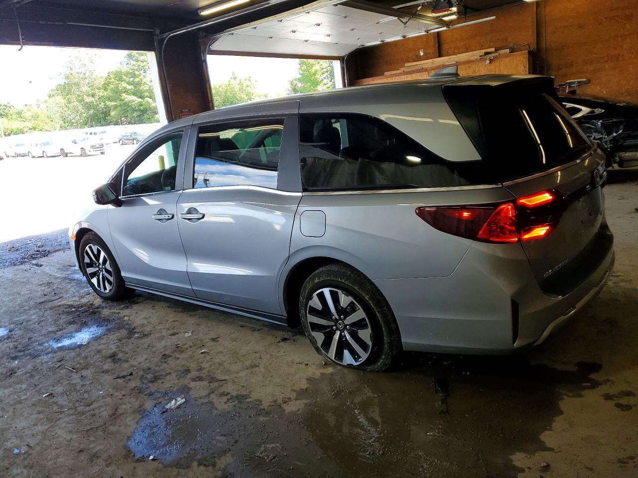 2026 Honda Odyssey Exl - Image 2