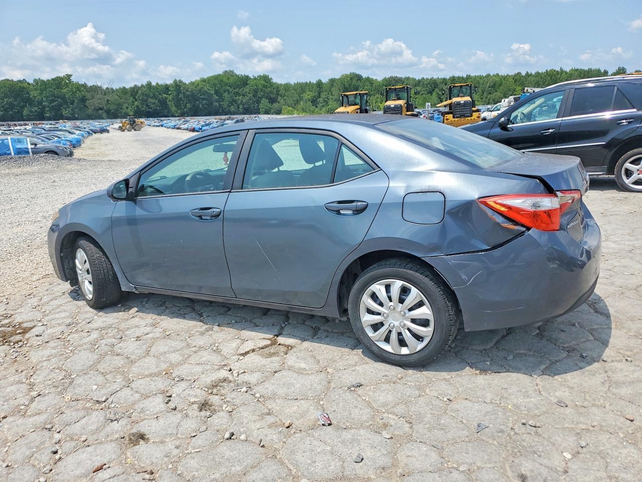 2014 Toyota Corolla Le - Фото 2