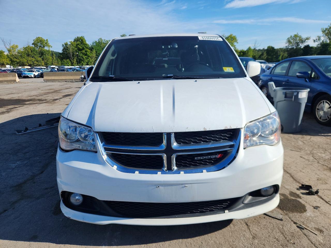 2018 Dodge Grand Caravan Sxt - Image 5