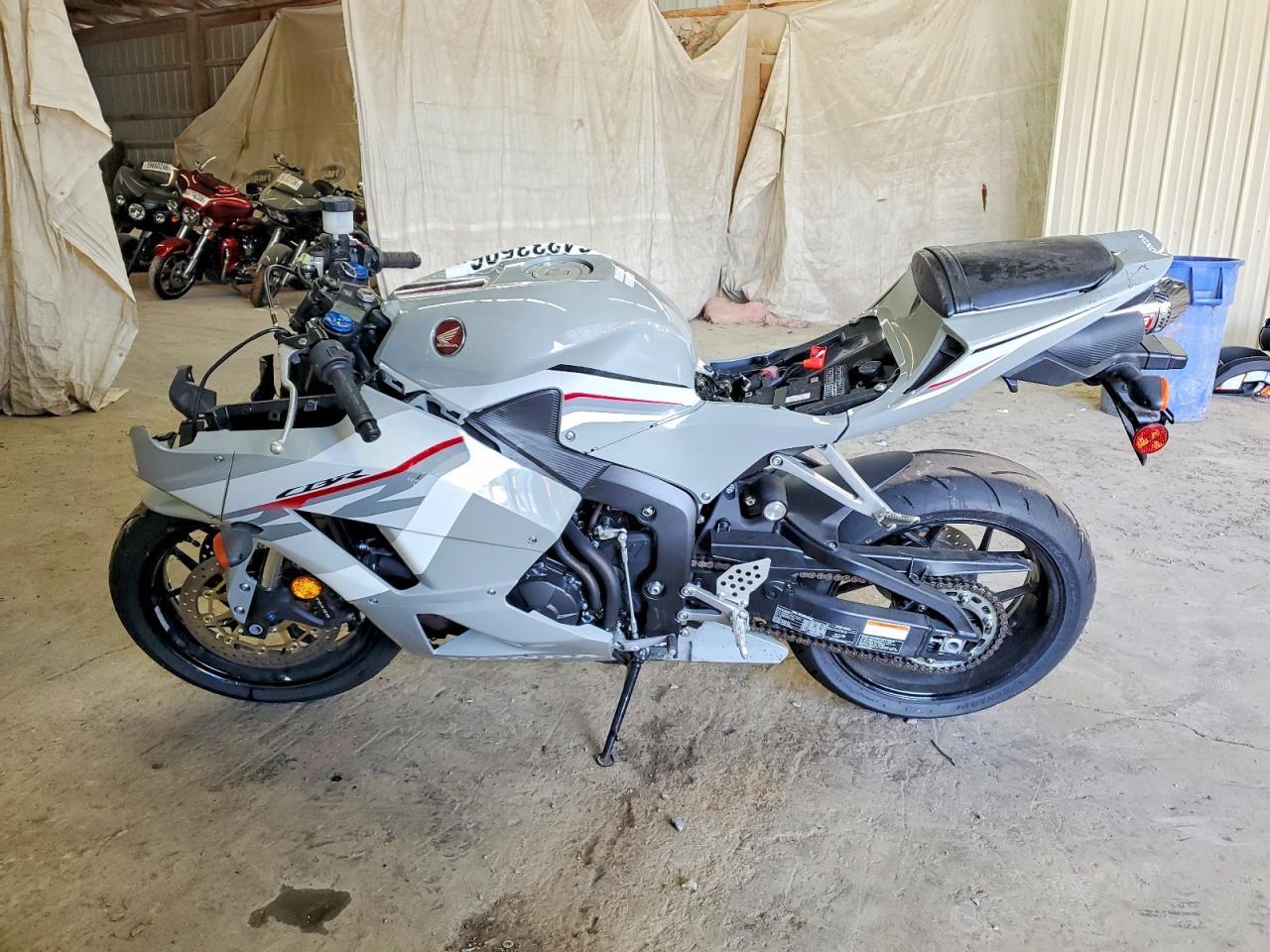 2026 Honda Cbr600 Rr - Фото 3