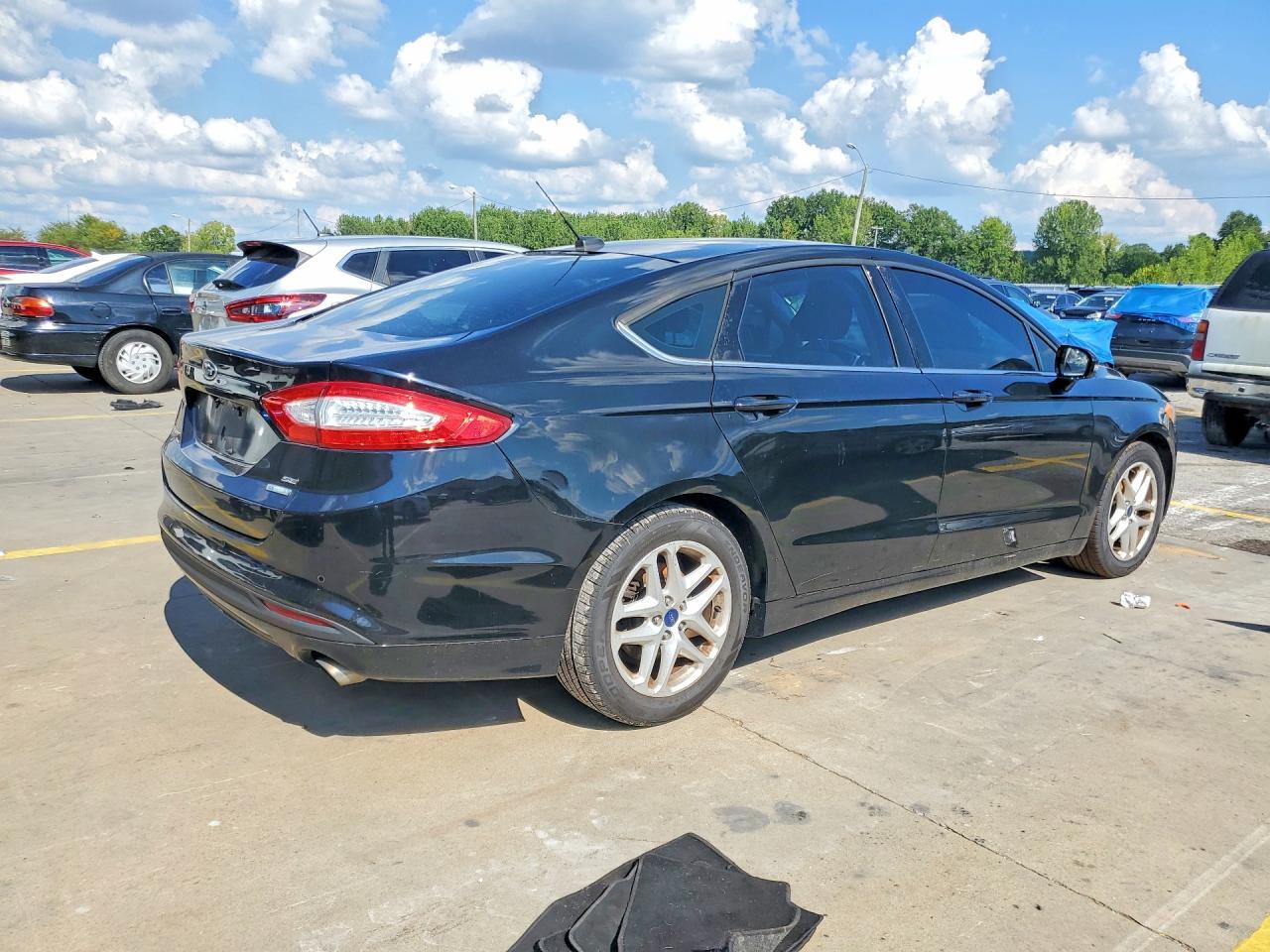 2016 Ford Fusion Se - Фото 3