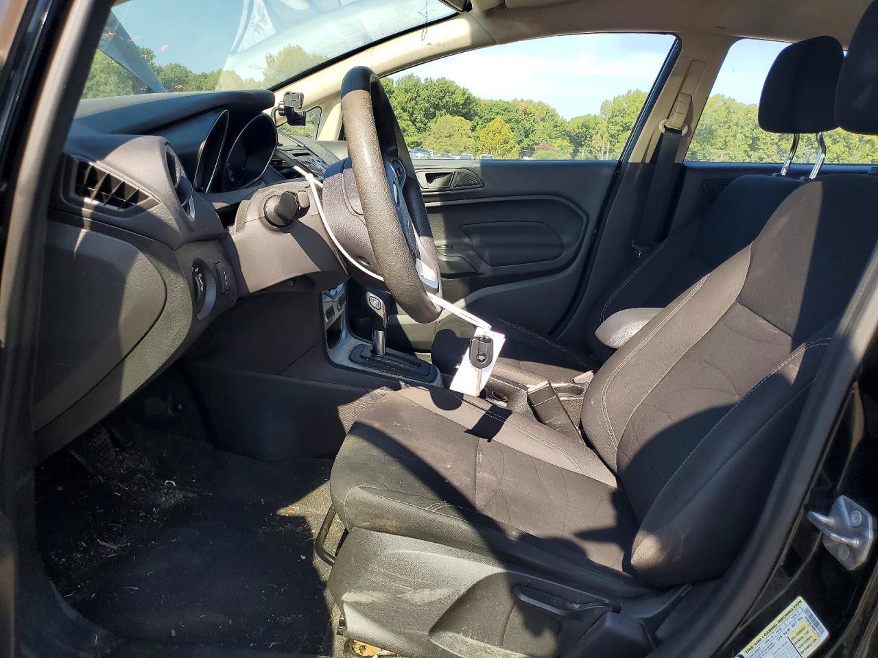 2019 Ford Fiesta Se - Image 7