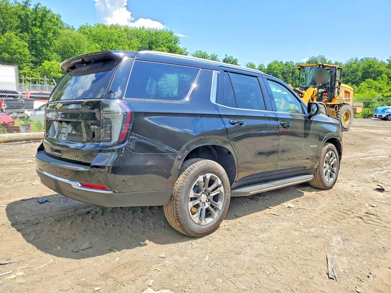 2026 Chevrolet Tahoe K1500 Lt - Image 3