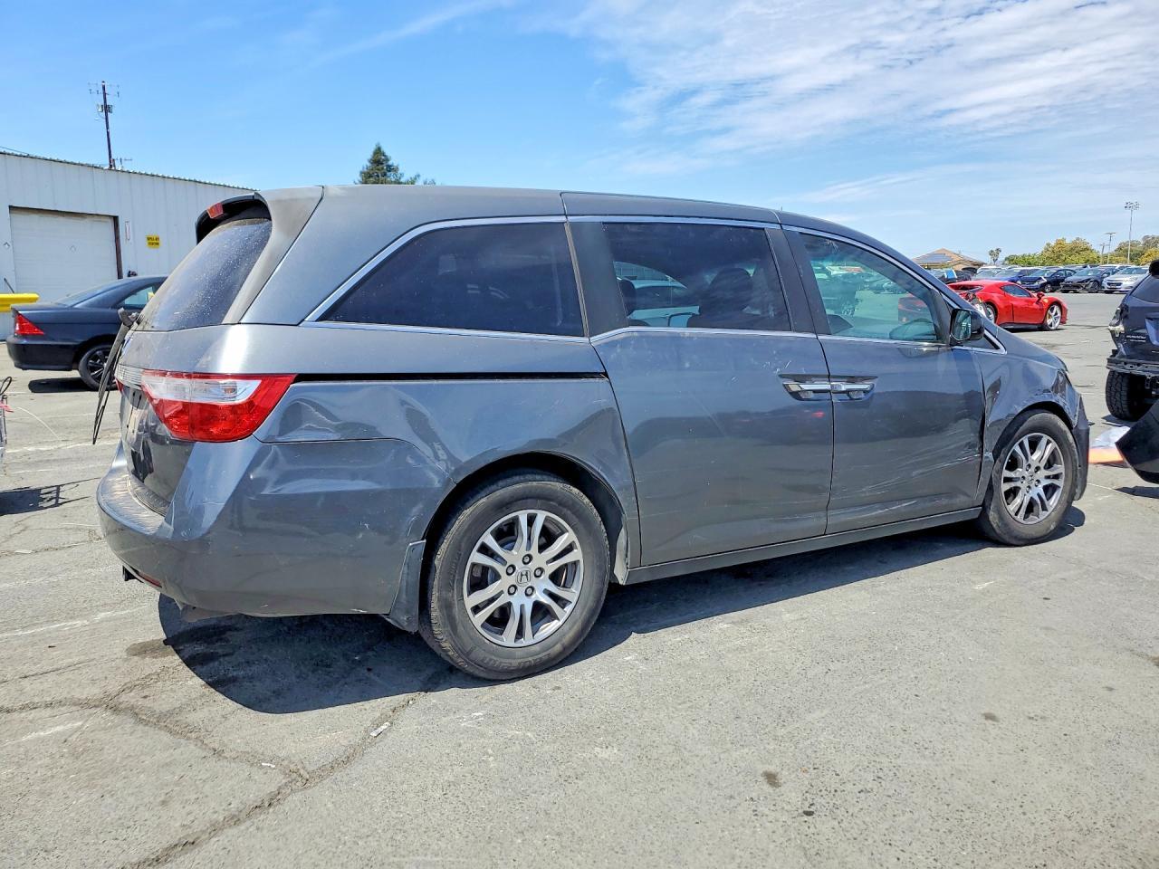 2011 Honda Odyssey Exl - Фото 3