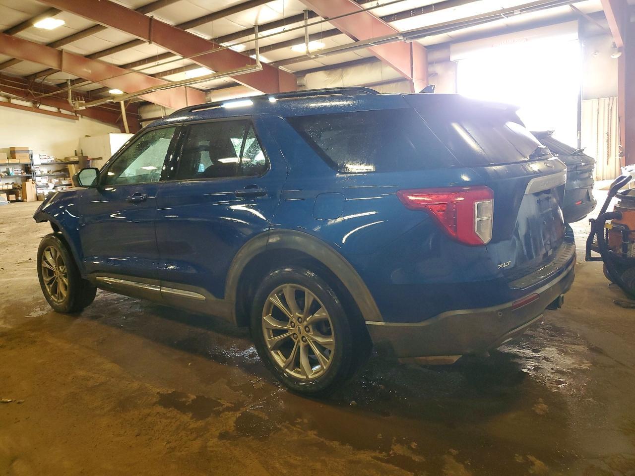 2020 Ford Explorer Xlt - Фото 2