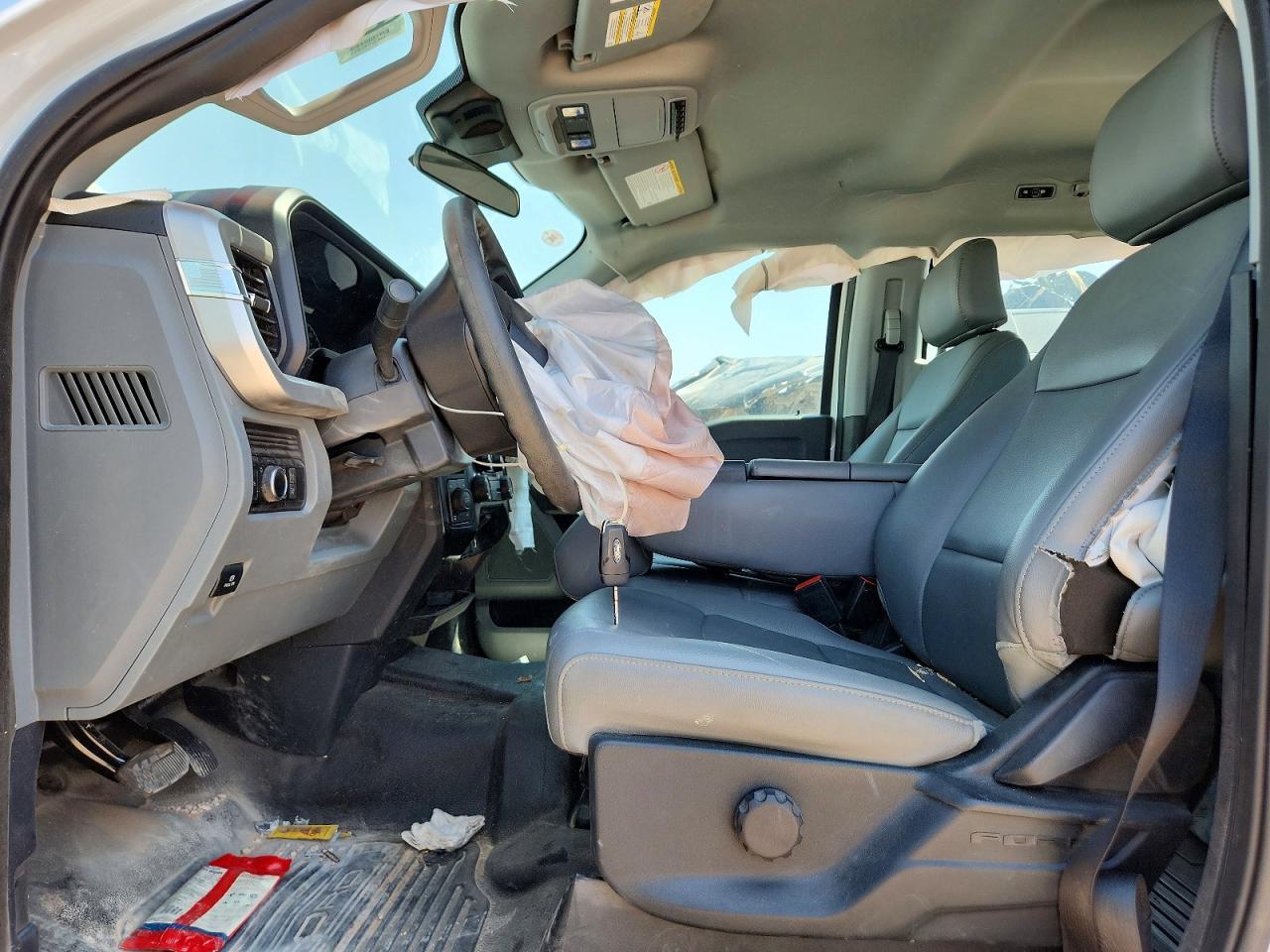 2025 Ford F250 Super Duty - Image 7