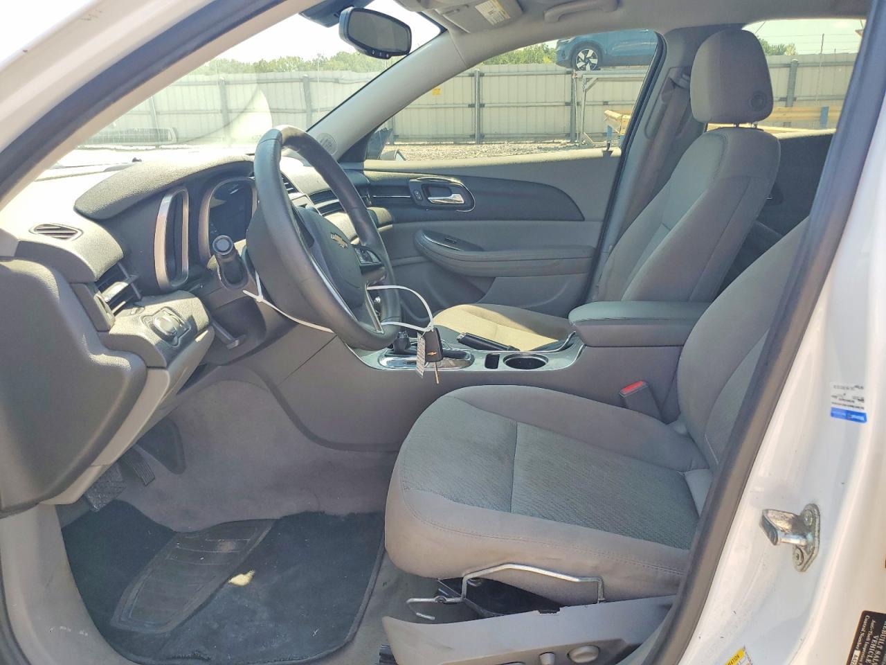 2015 Chevrolet Malibu Ls - Фото 7