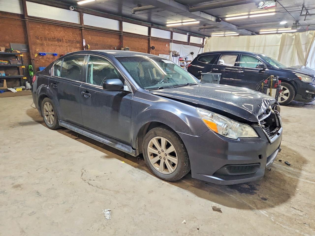 2013 Subaru Legacy 2.5I - Image 4