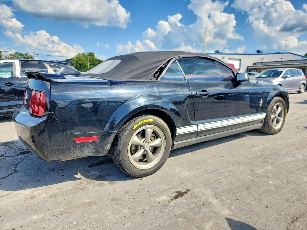 2006 Ford Mustang - Фото 3
