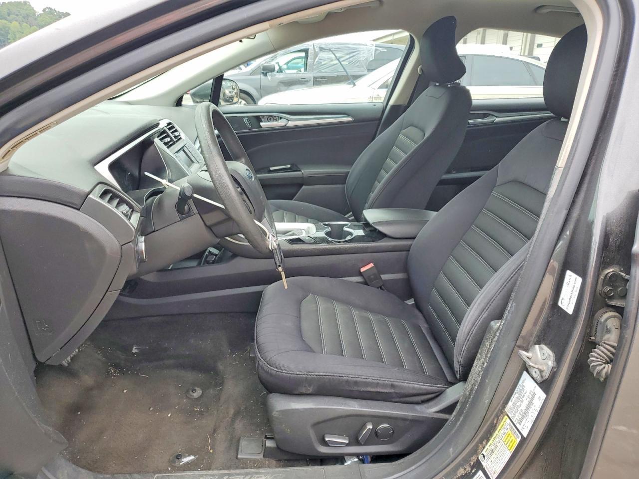 2015 Ford Fusion Se - Фото 7