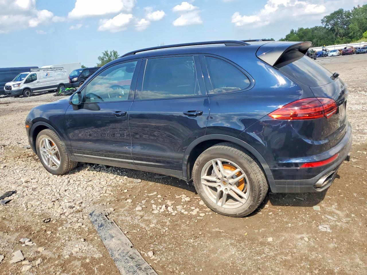 2016 Porsche Cayenne - Фото 2