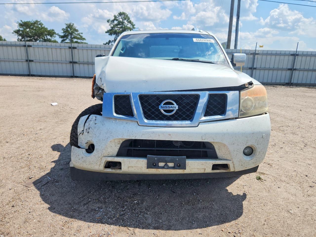 2014 Nissan Armada Platinum - Image 5